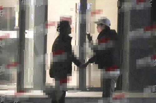 酒吧吃瓜事件爆料视频播放,视频爆料揭示惊人内幕  第1张