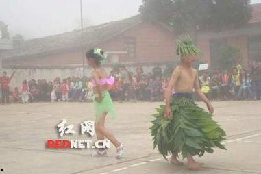李宁服装秀爆料视频,揭秘幕后爆料视频精彩瞬间 第3张 李宁服装秀爆料视频,揭秘幕后爆料视频精彩瞬间 第3张